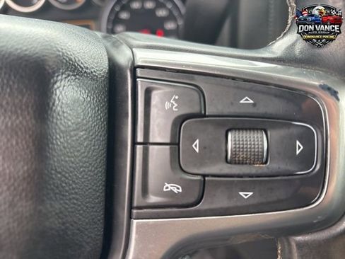 Used 2023 Chevrolet Silverado 2500 LT AWD/4WD image 25