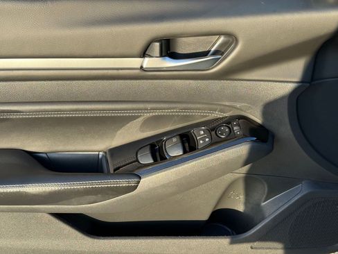 Certified 2023 Nissan Altima 2.5 SL image 23