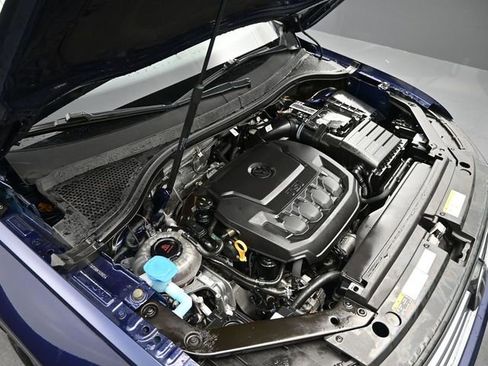 Used 2022 Volkswagen Tiguan SE image 43