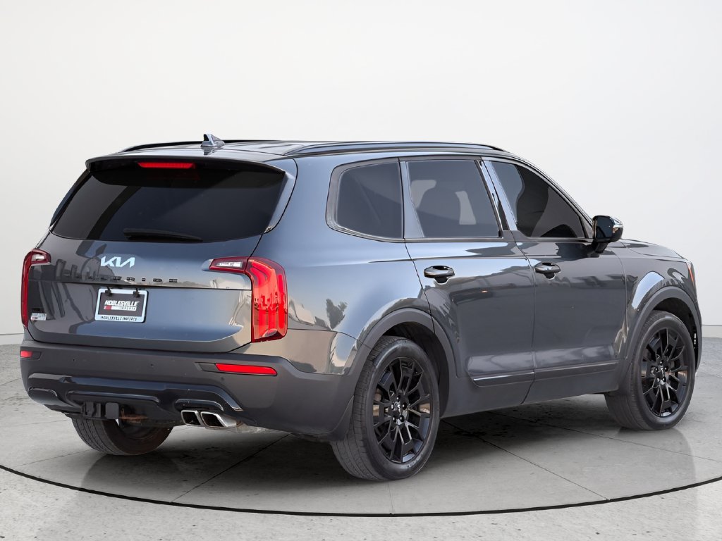 Used 2022 Kia Telluride SX AWD/4WD image 2