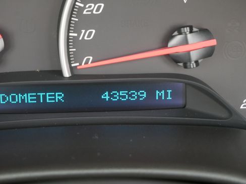 Used 2006 Chevrolet Corvette Convertible w/ Preferred Equipment Group image 34