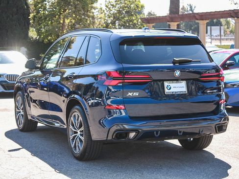 Used 2024 BMW X5 sDrive40i w/ M Sport Package RWD image 4