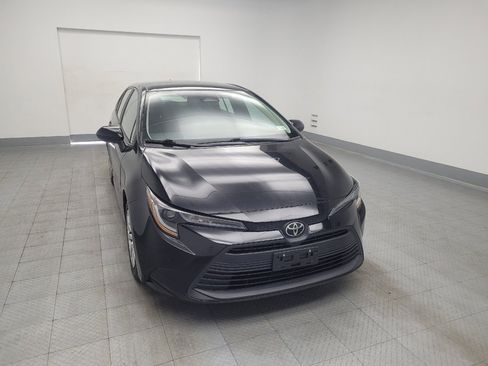 Used 2023 Toyota Corolla LE image 14