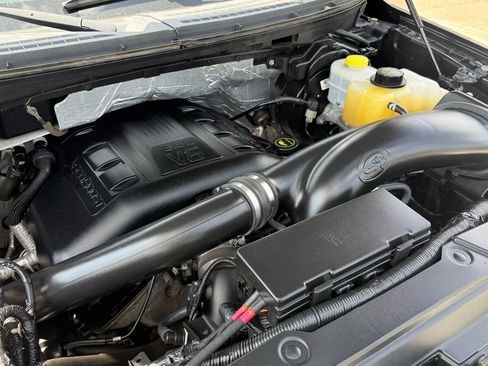 Used 2014 Ford F150 Lariat w/ Equipment Group 502A Luxury image 28