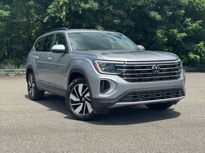 Used 2025 Volkswagen Atlas SE