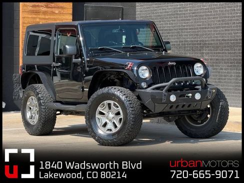 Used 2016 Jeep Wrangler Rubicon w/ Power Convenience Group AWD/4WD image 1