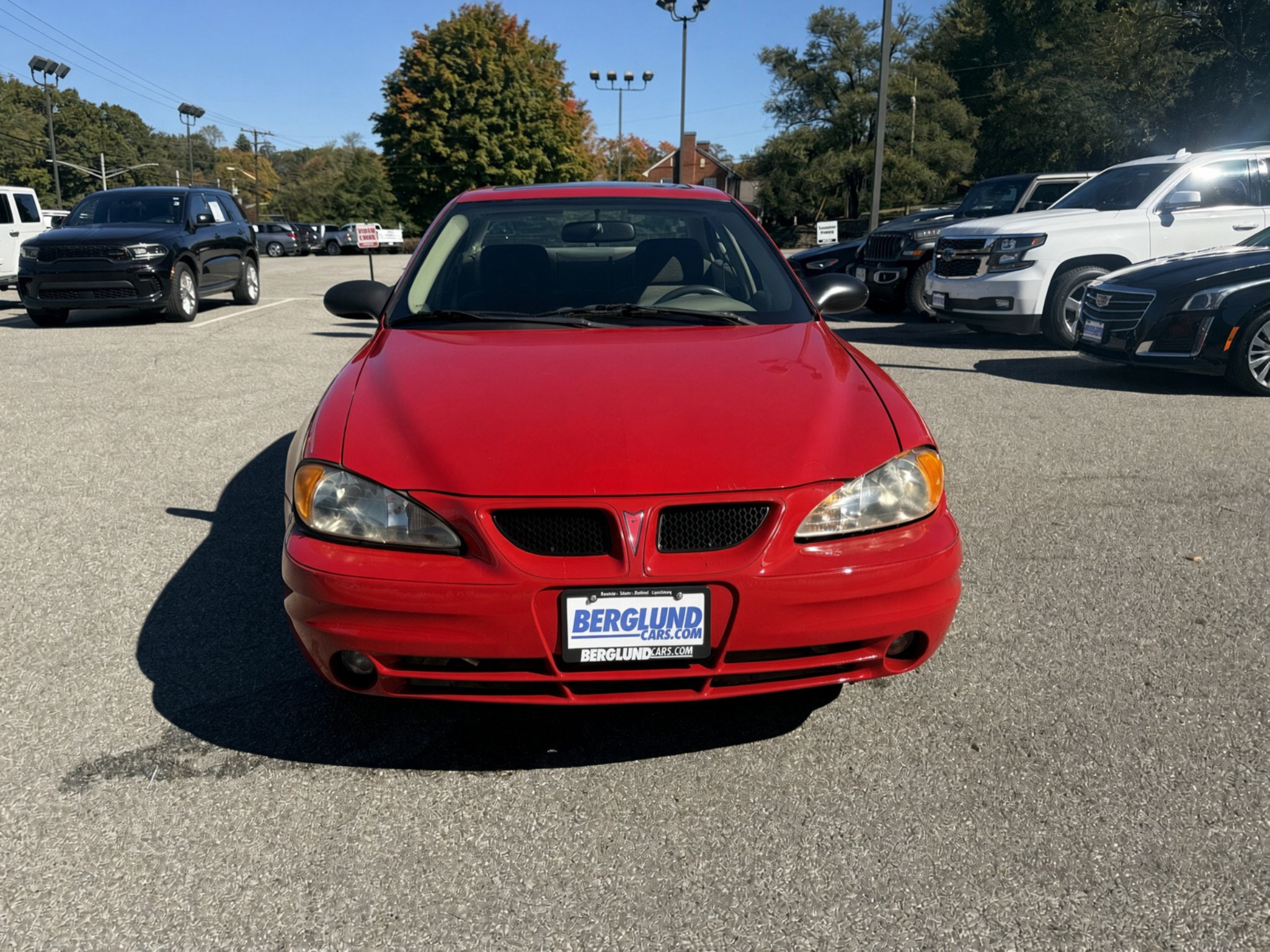 Used 2004 Pontiac Grand Am SE FWD image 3