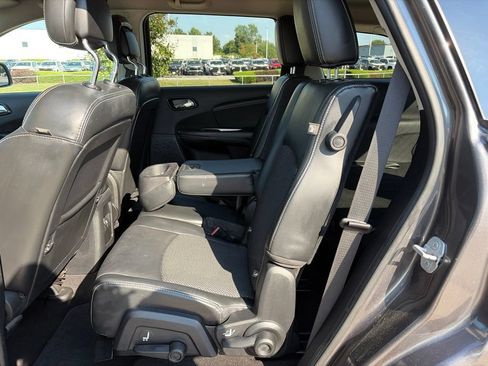 Used 2015 Dodge Journey Crossroad w/ Flexible Seating Group FWD image 36
