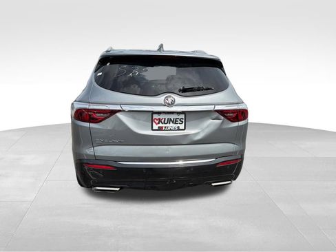 Used 2024 Buick Enclave Premium AWD/4WD image 9
