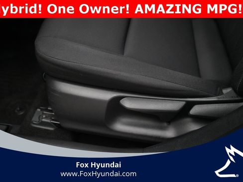 Used 2023 Toyota Corolla LE image 28