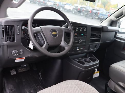 New 2025 Chevrolet Express 3500 w/ Power Convenience Package image 5