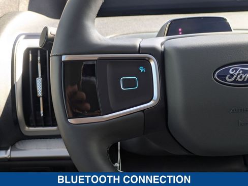 New 2025 Ford Expedition Max Active image 30