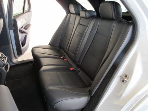 Used 2024 Mercedes-Benz GLE 580 4MATIC image 23