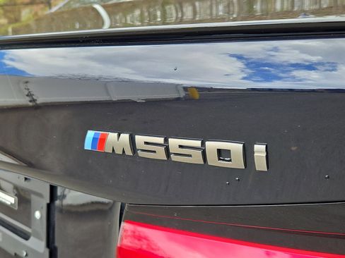 Used 2023 BMW M550i xDrive w/ Dynamic Handling Package image 31