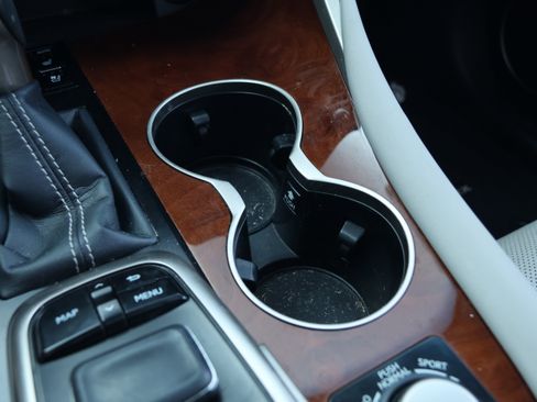 Used 2018 Lexus RX 350L FWD image 30