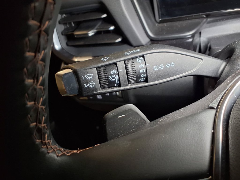 Used 2026 GMC Terrain AT4 w/ Convenience Package III AWD/4WD image 9