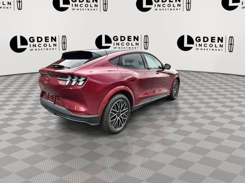 Used 2025 Ford Mustang Mach-E Premium AWD/4WD image 8