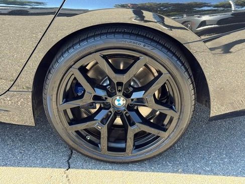 Used 2025 BMW 330i 330i w/ M Sport Package image 14