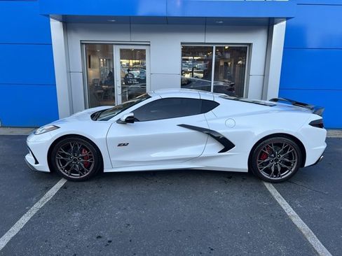 Used 2023 Chevrolet Corvette Stingray Premium Cpe image 11