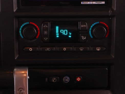 Used 2006 HUMMER H2 image 20