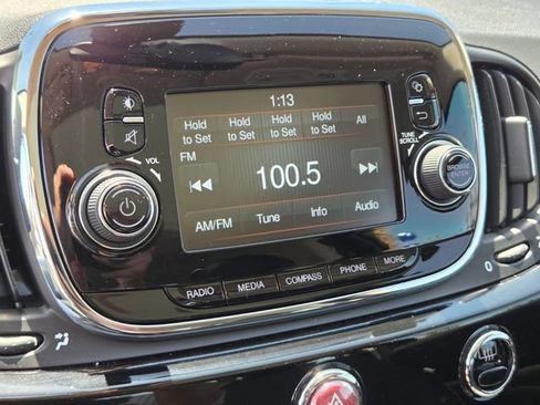 Used 2018 FIAT 500 Pop w/ Urbana Appearance Package FWD image 21