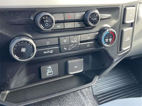 New 2026 Ford F550 4x4 Supercab Super Duty image 8