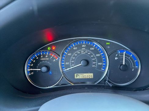 Used 2013 Subaru Forester 2.5X Premium w/ All-Weather Plus Pkg image 2