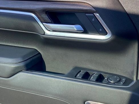 Used 2025 Chevrolet Silverado 1500 LT image 20