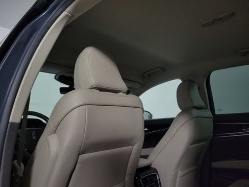 Used 2023 Lincoln Nautilus FWD w/ Premium Package image 16