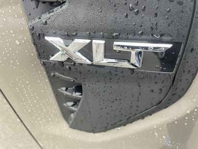 New 2025 Ford Ranger XLT w/ FX4 Off-Road Package