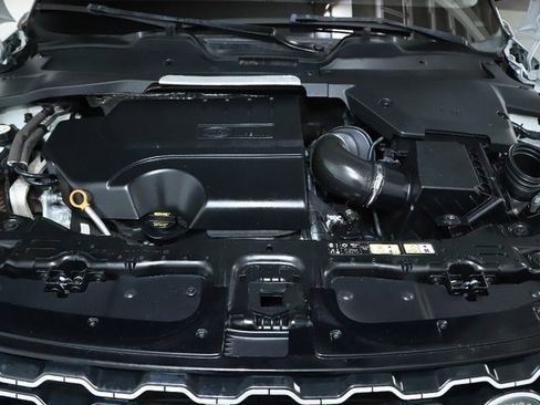 Used 2020 Land Rover Range Rover Evoque SE image 37