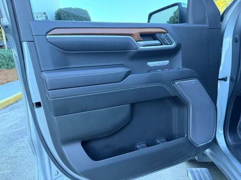 Used 2023 GMC Sierra 1500 Denali w/ Denali Reserve Package image 12