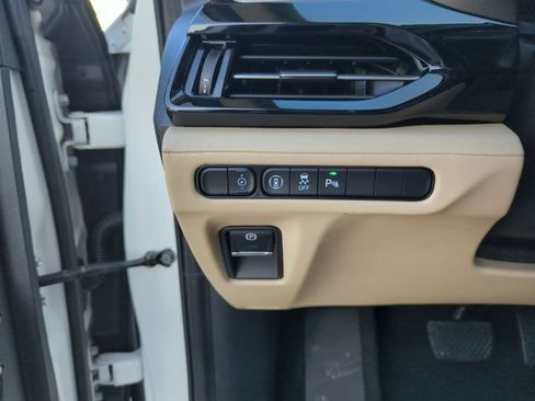 Certified 2023 Acura MDX FWD w/ Technology Package image 19