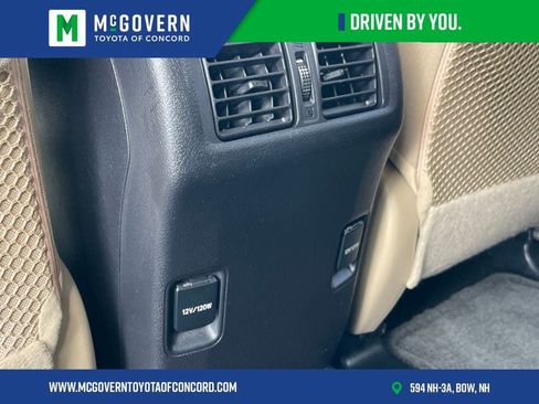 Used 2014 Toyota 4Runner SR5 AWD/4WD image 29