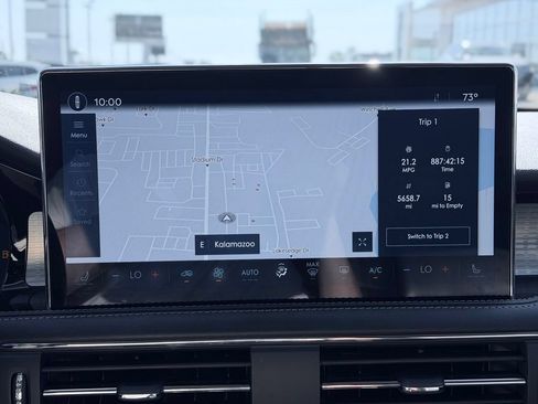 Certified 2024 Lincoln Corsair AWD image 39