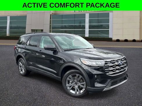 New 2026 Ford Explorer Active w/ Active Comfort Package AWD/4WD image 1