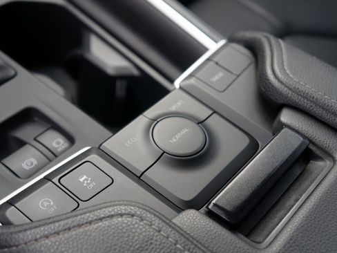 Used 2024 Toyota Grand Highlander Limited image 28