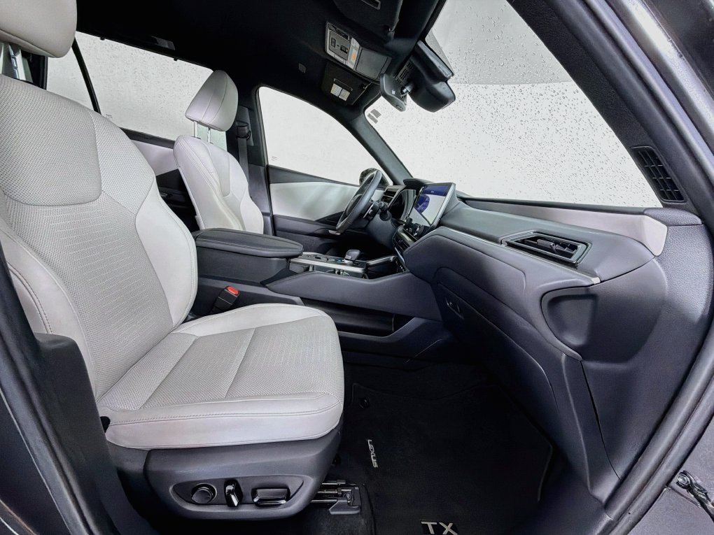 Used 2024 Lexus TX 350 FWD w/ Cold Weather Package image 30