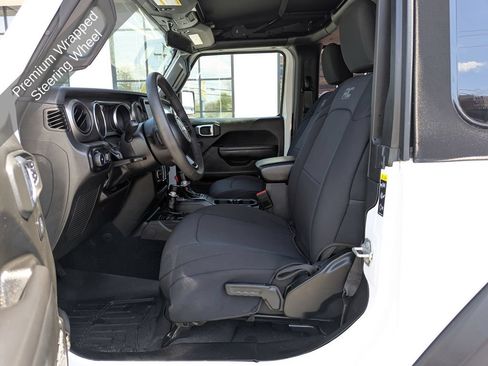 Used 2023 Jeep Wrangler Sport AWD/4WD image 14