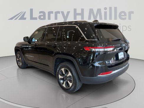 Used 2024 Jeep Grand Cherokee Limited 4xe AWD/4WD image 3