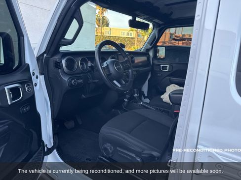 Used 2022 Jeep Wrangler Unlimited Sport image 4