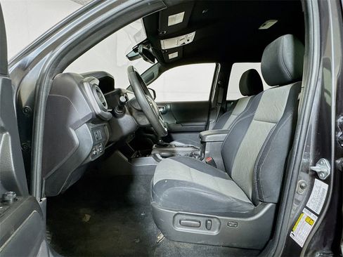 Used 2023 Toyota Tacoma SR5 image 18