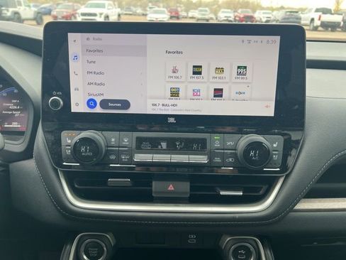 Used 2024 Toyota Grand Highlander Limited image 14