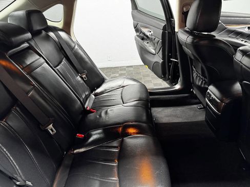 Used 2015 INFINITI Q70 L 3.7 w/ Deluxe Touring Package image 47