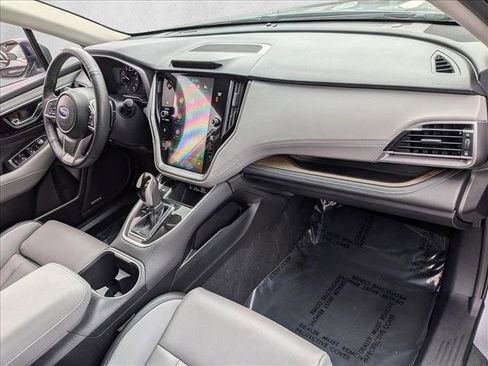 Used 2025 Subaru Outback Limited AWD/4WD image 17