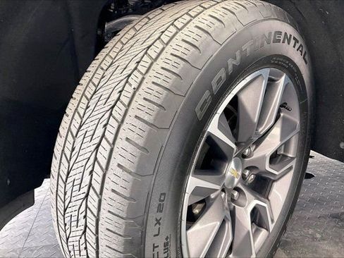 Used 2022 Chevrolet Tahoe LS w/ Driver Alert Package image 31