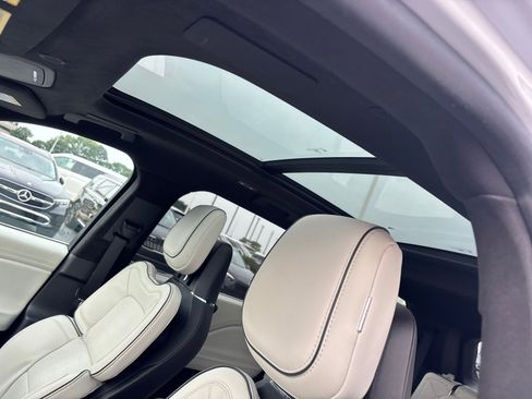Certified 2025 Lincoln Aviator Black Label AWD/4WD image 25