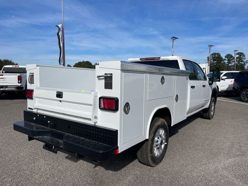 New 2026 GMC Sierra 2500 Pro w/ Convenience Package image 6