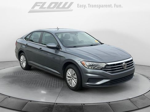 Used 2019 Volkswagen Jetta S w/ Driver Assistance Package FWD image 1