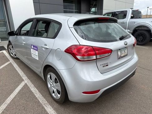 Used 2016 Kia Forte LX FWD image 2